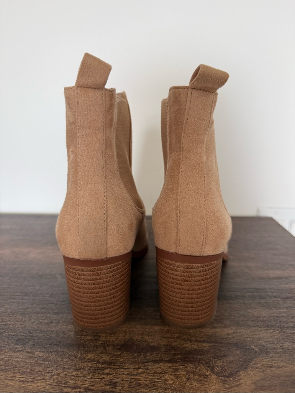 Tan Faux Suede Pointed Toe Chelsea Ankle Boots Block Heel 9 - Picture 4 of 7